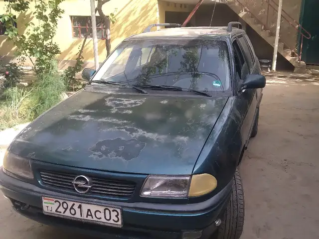 Opel Astra F
