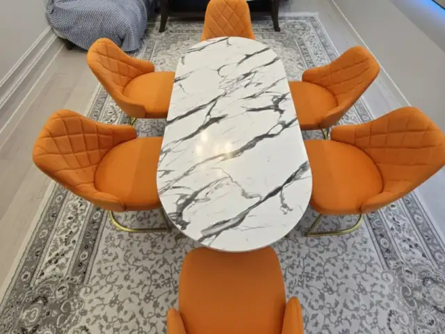 Стол и стулья, Душанбе