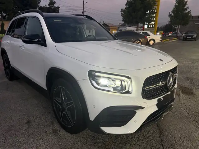 Mercedes-Benz GLB class