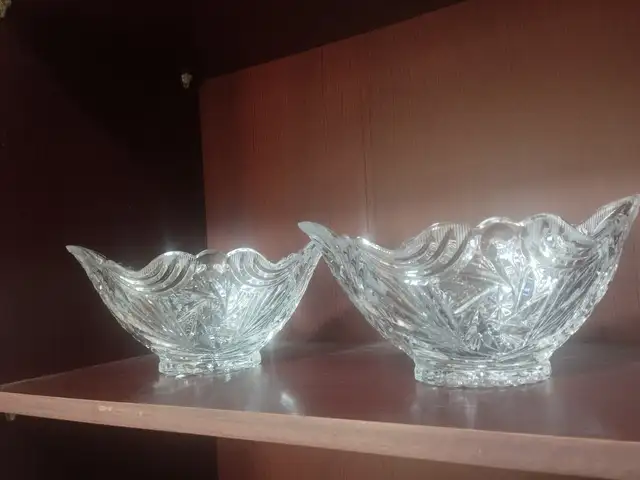 Хрустальные вазочки, Бустон (Чкаловск)