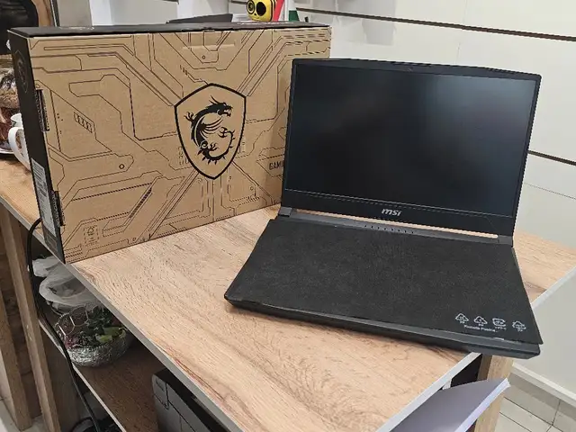 Ноутбук MSI Katana Gaming 16GB 1TB 5070 видекарта, Душанбе - 5