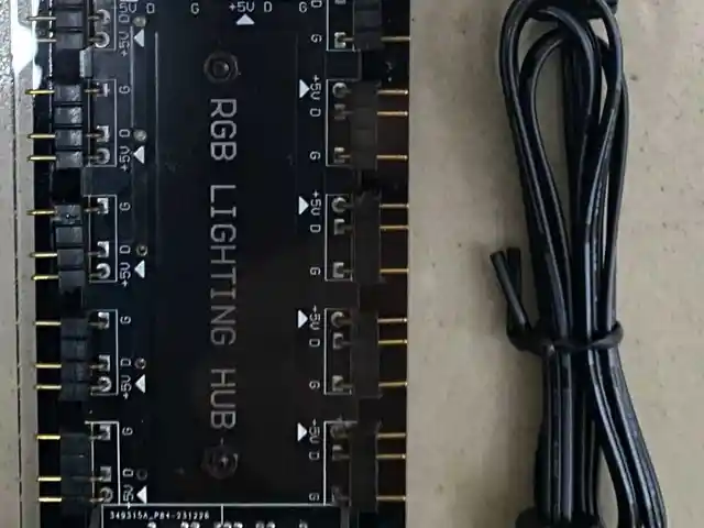 Адаптер питания AURA SYNC 5V с 3-контактным разъемом RGB 10 Hub Splitter SATA, Душанбе