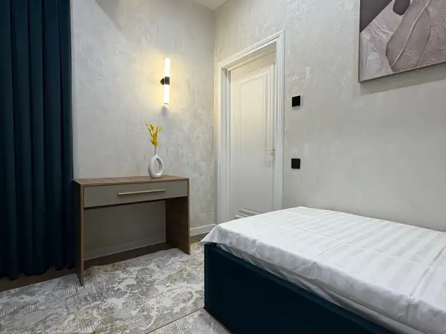 4-комн. квартира, 4 этаж, 76 м², 8мкр, Худжанд - 11