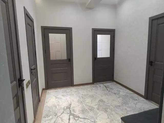 3-комн. квартира, 5 этаж, 70 м², 18-мкр, Хуҷанд