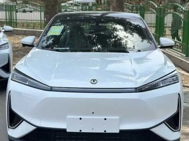 Dongfeng L7