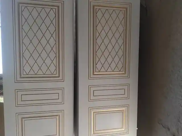 Дверь, Душанбе