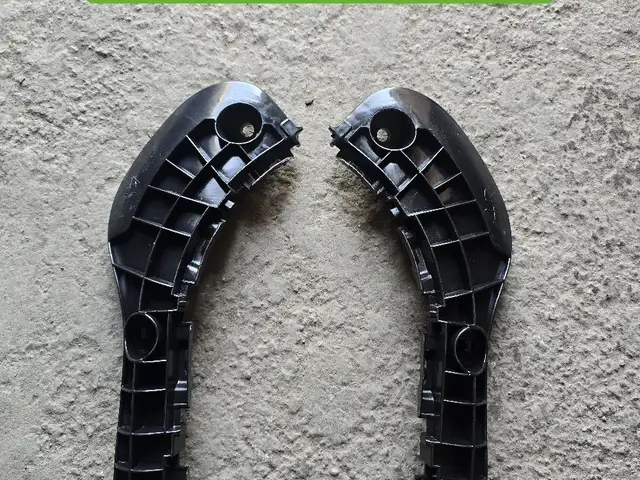 Крепление переднего бампера от Toyota axio/fielder 2006-2011, Душанбе
