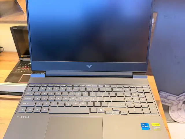Ноутбук hp victus, Душанбе