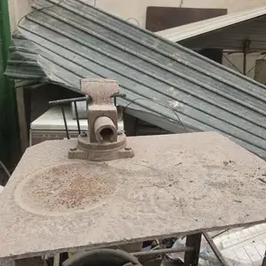 Тиски, Душанбе