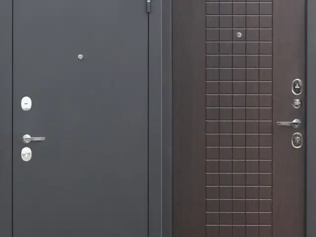 Дверь, Душанбе