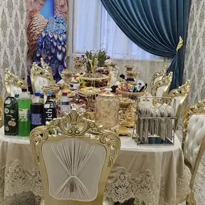 Cтол и стулья, Душанбе