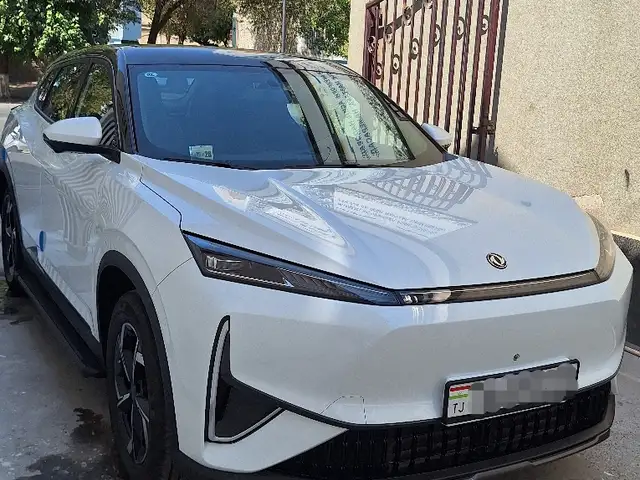 Dongfeng L7