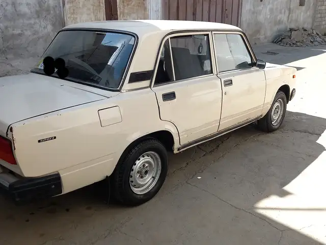 Lada (ВАЗ) 2107