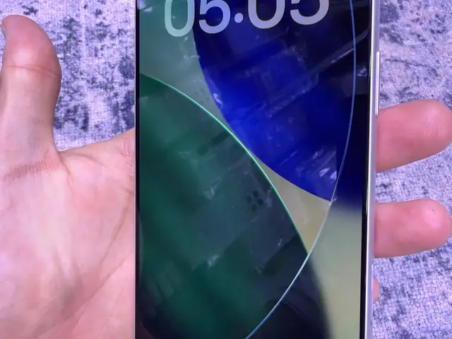 Apple iPhone 17 Pro Max, 256 gb, Silver, Бохтар (Курган-Тюбе)