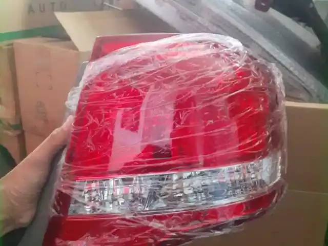 Задние стоп фары на Toyota Axio 2010-2012, Душанбе