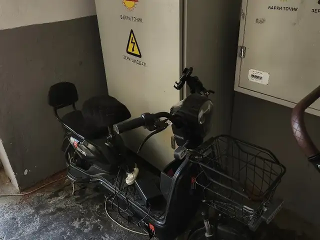 Электроскутер Sk8 350w 48v, Худжанд