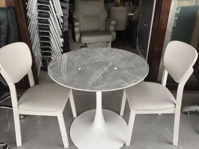 Стол круглый, Душанбе