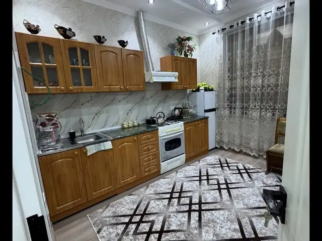 2-комн. квартира, Цокольный этаж, 51м², 18 мкр, Худжанд