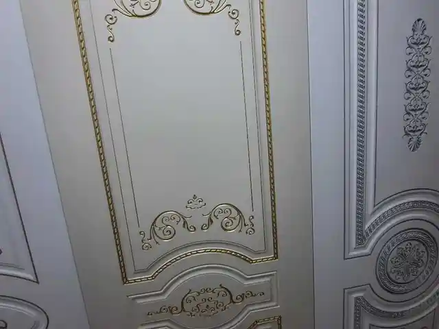 Классическая дверь, Душанбе