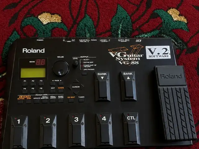 Гитарный процессор, Душанбе