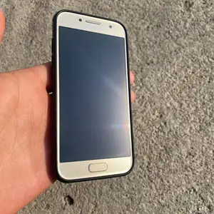 Samsung Galaxy A3 2017, Турсунзаде