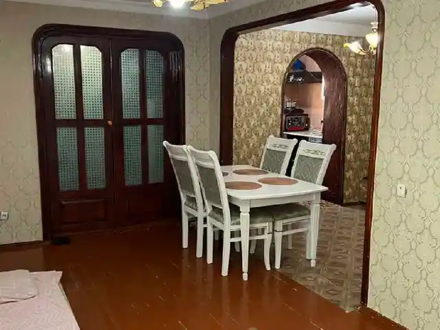 2-комн. квартира, 4 этаж, 47м², Универмаг, Хуҷанд