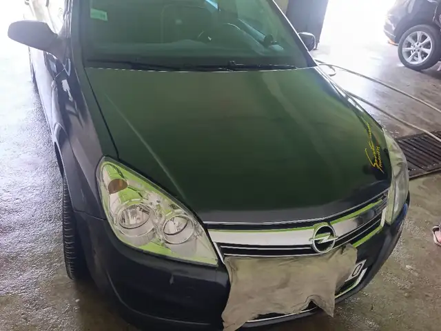 Opel Astra H