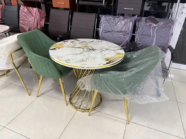 Стол и стулья, Душанбе