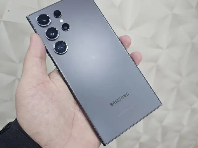 Samsung Galaxy S24 ultra, Худжанд