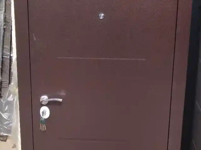 Дверь, Душанбе