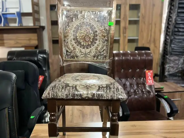 Стул, Душанбе