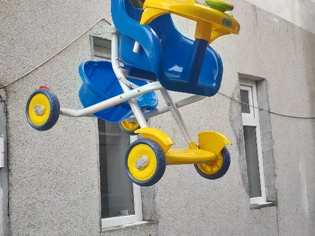 Коляска для детей, Душанбе
