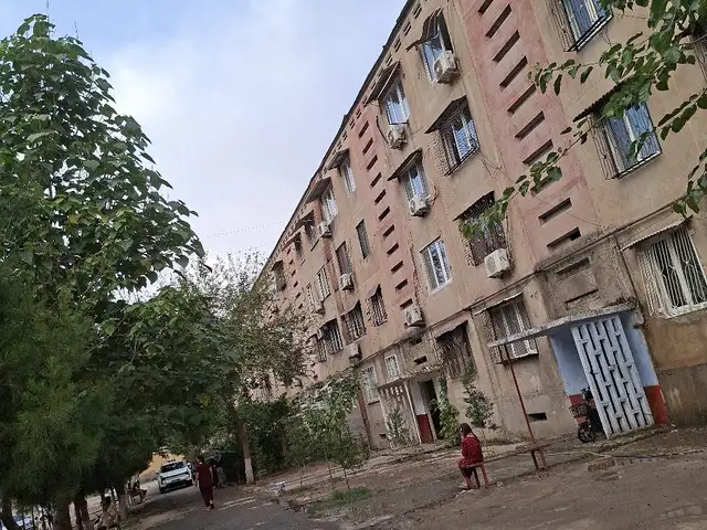 3-комн. квартира, 4 этаж, 66 м², зубной, Бохтар (Курган-Тюбе)
