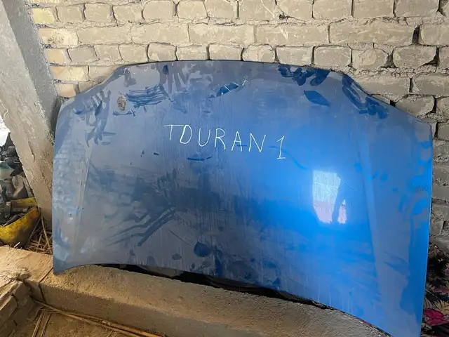 Капот от Volkswagen Touran 2003, Хуҷанд