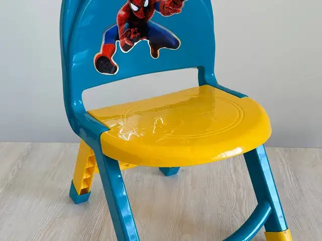 Детский стул, Душанбе