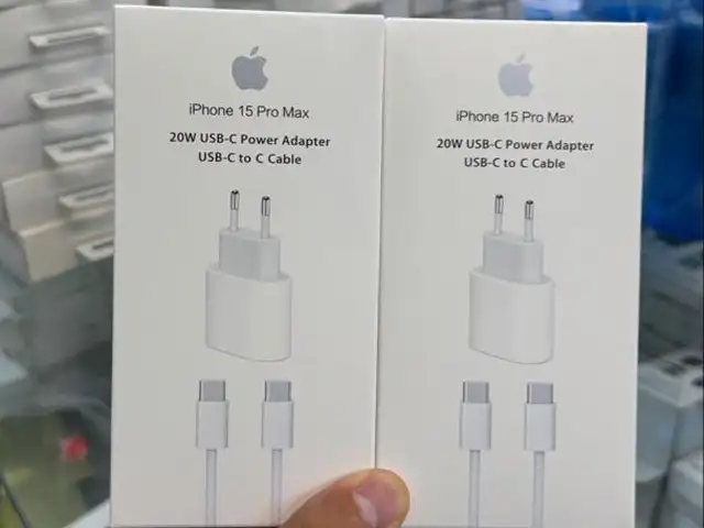 Зарядное устройство для IPhone 15/16/17, Худжанд