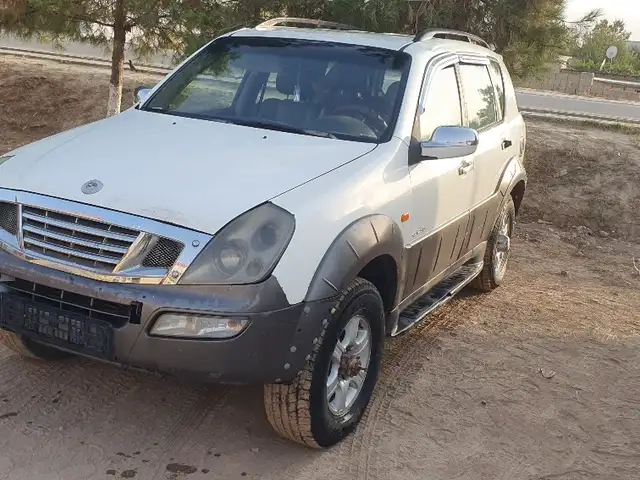 Ssang Yong Rexton