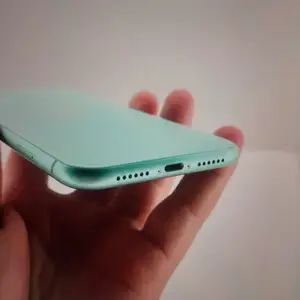 Apple iPhone 11, Панҷакент
