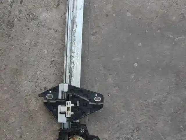 Cтеклоподъёмник от Honda Civic, Душанбе