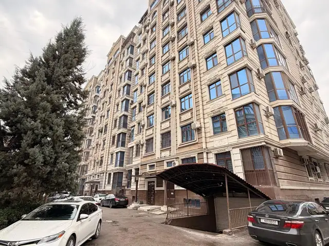 2-комн. квартира, 9 этаж, 105 м², Дом печать,сзади тц Ситора, Душанбе