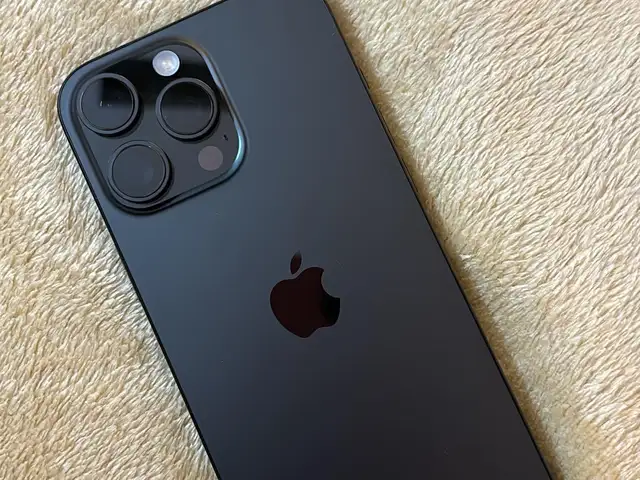 Apple iPhone 16 Pro, 256 gb, Black Titanium, Душанбе