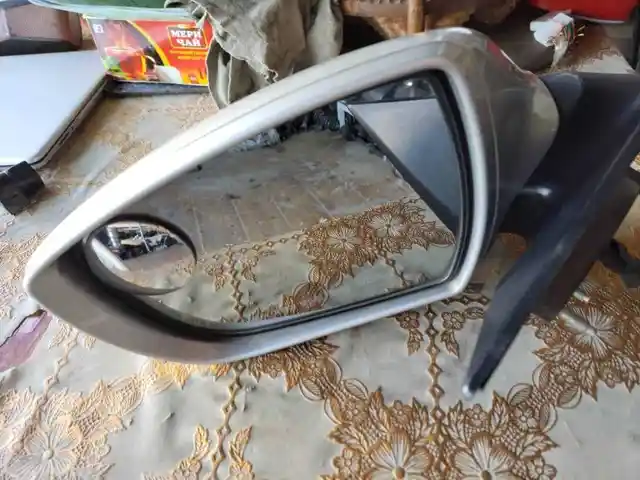Зеркало от Hyundai, Худжанд