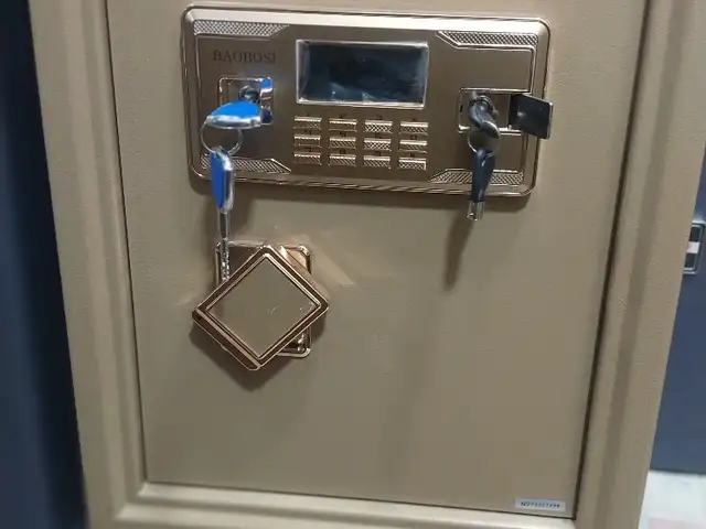Сейф, Душанбе