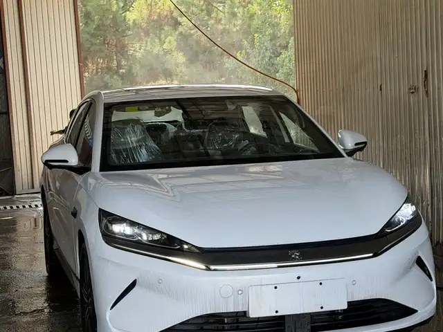 BYD Song L
