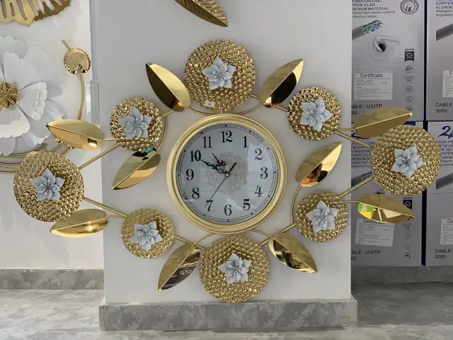 Декоративные часы, Худжанд