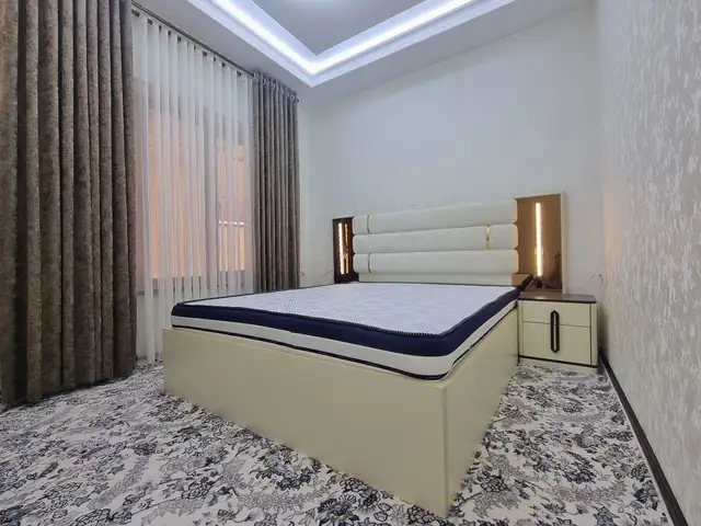 Двуспальная Кровать, Хуҷанд