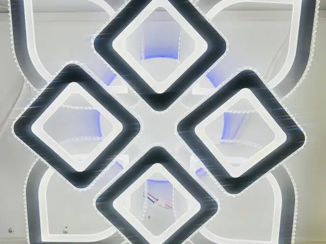 Люстра, Душанбе