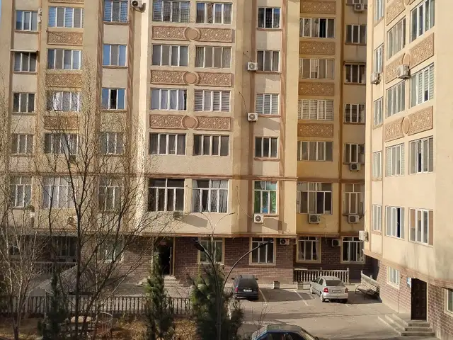 3-комн. квартира, 1 этаж, 96 м², 18 мкн, Хуҷанд