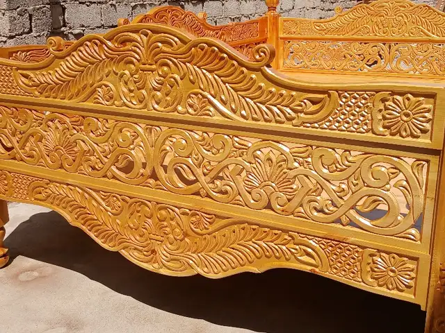 Тапчан, Турсунзаде