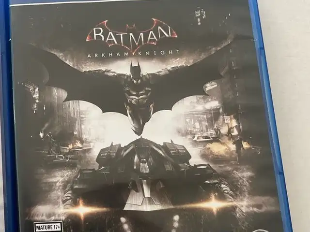 Игра Batman на PS4/5, Исфара